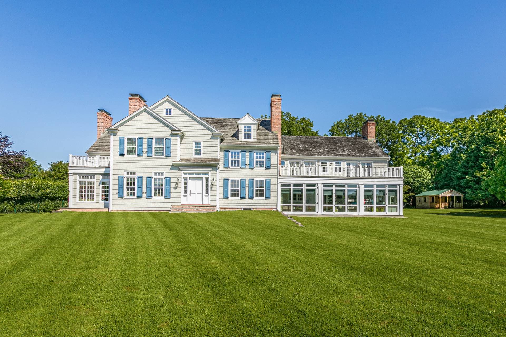 Alec Baldwin’s Hamptons Home